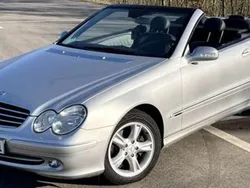 Silber Gebraucht 2004 Mercedes CLK200 Avantgarde Cabrio | 9.900 € (Fairer Preis)