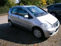 Silber Gebraucht 2008 Mercedes A150 Van / Kleinbus | 2.690 € (Fairer Preis)