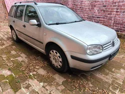 Reflexsilber metallic Gebraucht 2006 VW Golf V Kombi | 2.390 € (Superpreis)