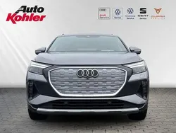 Taifungrau metallic (grau) Gebraucht 2021 Audi Q4 e-tron Advanced SUV | 25.480 € (Fairer Preis)