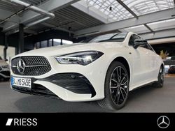 Weiß Gebraucht 2025 Mercedes CLA250e AMG Limousine | 47.900 €