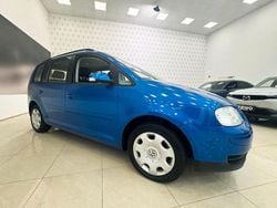 Blau Gebraucht 2004 VW Touran Trendline Van / Kleinbus | 749 € (Guter Preis)