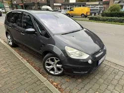 Grau Gebraucht 2009 Ford S-MAX Titanium Van / Kleinbus | 5.300 € (Teuer)