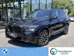 Saphirschwarz Gebraucht 2025 BMW X5 M Sport SUV | 101.490 € (Superpreis)