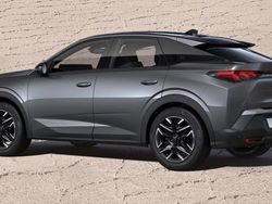 Titan grau metallic / dach:schwa titan grau metallic / dach:schwa Neu 2025 Peugeot 3008 GT SUV | 38.542 € (Etwas zu teuer)