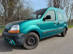 Grün Gebraucht 2001 Renault Kangoo Van / Kleinbus | 3.498 € (Fairer Preis)