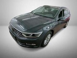 Grau Gebraucht 2019 VW Passat Comfortline Kombi | 15.949 € (Superpreis)