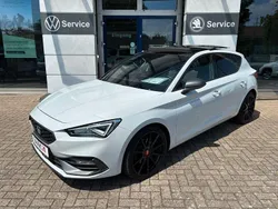 Weiß Gebraucht 2021 Seat Leon FR Limousine | 20.950 € (Fairer Preis)