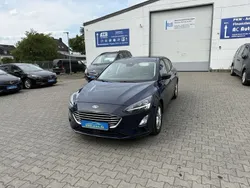 Blazerblau Gebraucht 2021 Ford Focus S Limousine | 16.595 € (Fairer Preis)