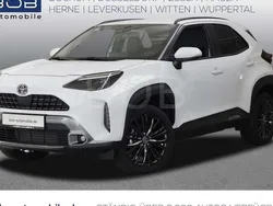 Weiß Gebraucht 2023 Toyota Yaris Cross SUV | 25.888 € (Guter Preis)