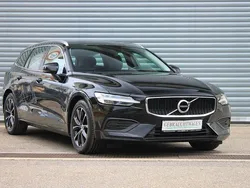 Schwarz Gebraucht 2019 Volvo V60 Momentum Kombi | 15.870 € (Teuer)