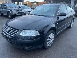 Schwarz Gebraucht 2002 VW Passat Basis Kombi | 600 € (Superpreis)