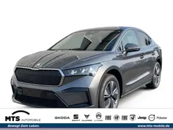 Graphite grau metallic Gebraucht 2024 Skoda Enyaq iV Loft SUV | 49.990 € (Fairer Preis)