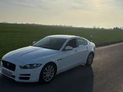 Gebraucht 2015 Jaguar XE Prestige Limousine | 25.700 €