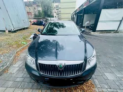 Blau Gebraucht 2010 Skoda Octavia Ambiente Kombi | 7.000 € (Guter Preis)