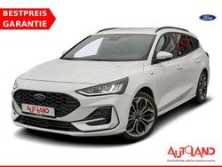 Weiß Gebraucht 2023 Ford Focus ST-Line Kombi | 23.950 € (Fairer Preis)