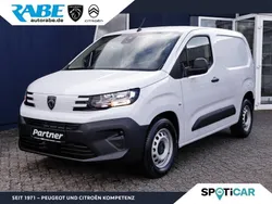 Weiß Gebraucht 2025 Peugeot Partner Van / Kleinbus | 21.980 € (Etwas zu teuer)