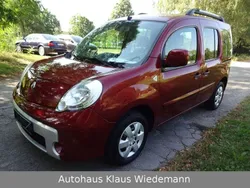 Rot Gebraucht 2010 Renault Kangoo Van / Kleinbus | 12.499 €