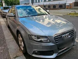 Grau Gebraucht 2010 Audi A4 Limousine | 7.495 € (Fairer Preis)