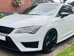 Weiß Gebraucht 2015 Cupra Leon Limousine | 20.800 € (Etwas zu teuer)