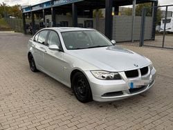 Silber Gebraucht 2006 BMW 318 Limousine | 5.200 € (Fairer Preis)