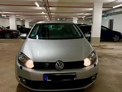 Silber Gebraucht 2012 VW Golf VI Match Limousine | 8.800 € (Fairer Preis)