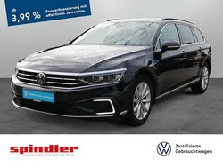 Deep black perleffekt Gebraucht 2022 VW Passat GTE Kombi | 19.370 € (Fairer Preis)