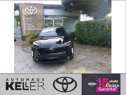 Mysticschwarz mica Neu 2025 Toyota Yaris Cross Team SUV | 32.150 € (Etwas zu teuer)