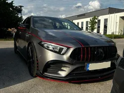 Grau Gebraucht 2020 Mercedes E250 AMG line Limousine | 31.000 €