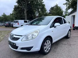 Weiß Gebraucht 2009 Opel Corsa Edition Kleinwagen | 1.900 € (Fairer Preis)