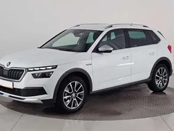 Moonweiß metallic Gebraucht 2023 Skoda Kamiq ScoutLine SUV | 24.990 € (Fairer Preis)