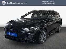 Agate black metallic Gebraucht 2023 Ford Focus ST-Line Kombi | 20.950 € (Superpreis)