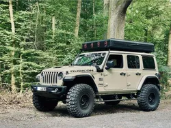Beige Gebraucht 2022 Jeep Wrangler Overland SUV | 175.000 €