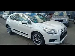 Weiß Gebraucht 2012 Citroën DS4 Kleinwagen | 8.880 € (Fairer Preis)