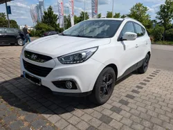 Weiß Gebraucht 2013 Hyundai ix35 SUV | 8.100 € (Guter Preis)