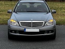 Grau Gebraucht 2010 Mercedes C200 Kombi | 3.200 €