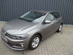 Grau Gebraucht 2018 VW Polo Comfortline Limousine | 13.950 € (Fairer Preis)