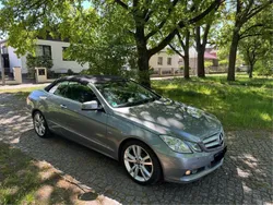 Grau Gebraucht 2011 Mercedes E250 Cabrio | 10.300 € (Guter Preis)