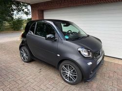 Schwarz Gebraucht 2018 Smart ForTwo Coupé Brabus Xclusive Coupé | 22.500 € (Teuer)