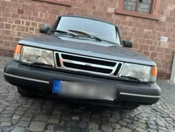Grau Gebraucht 1992 Saab 900 Kleinwagen | 8.000 €