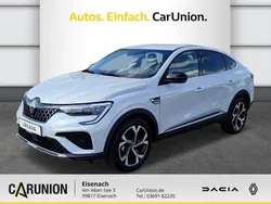 Kyanitweiß metallic Gebraucht 2024 Renault Arkana Techno SUV | 27.990 € (Teuer)