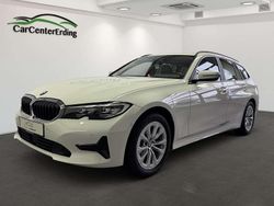 Alpinweiss iii Gebraucht 2022 BMW 318 Kombi | 26.990 € (Guter Preis)