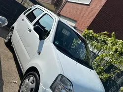 Weiß Gebraucht 2004 Opel Agila Kleinwagen | 999 € (Fairer Preis)