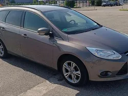 Braun Gebraucht 2014 Ford Focus SYNC Edition Kombi | 5.400 € (Fairer Preis)
