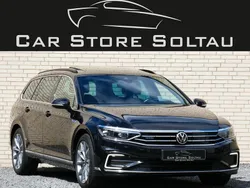 Schwarz Gebraucht 2021 VW Passat GTE Kombi | 23.990 € (Teuer)