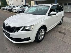 Weiß Gebraucht 2020 Skoda Octavia Ambition Kombi | 11.999 € (Superpreis)