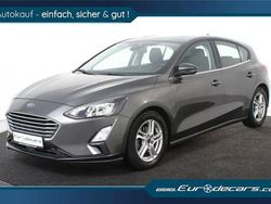 Grau Gebraucht 2020 Ford Focus Limousine | 12.700 € (Fairer Preis)