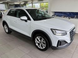 Weiß Gebraucht 2022 Audi Q2 Basis SUV | 17.790 € (Guter Preis)