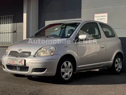Silber Gebraucht 2005 Toyota Yaris Sol Limousine | 2.499 € (Fairer Preis)