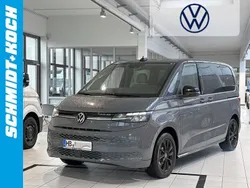 Grau Gebraucht 2024 VW Multivan Life Van / Kleinbus | 55.990 € (Fairer Preis)